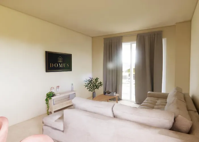 Domus * Estézargues